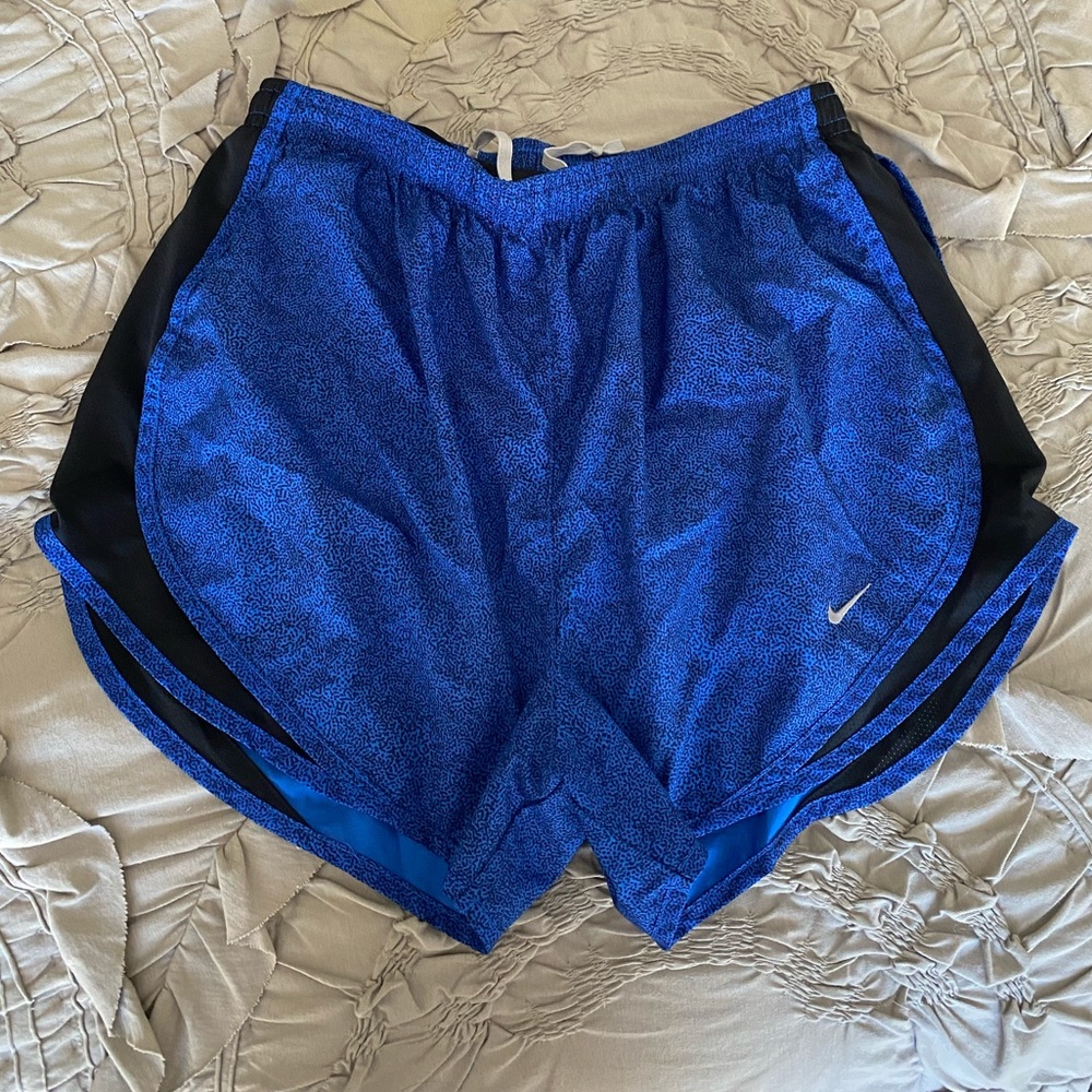Patterned mike tempo shorts